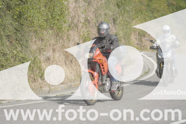 <h1 class="product-title">thumb_FF104658</h1>