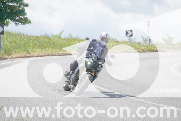 <h1 class="product-title">thumb_FF104660</h1>