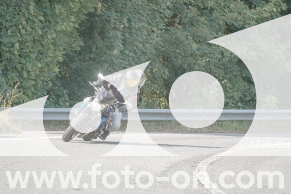 <h1 class="product-title">thumb_FF104675-1</h1>