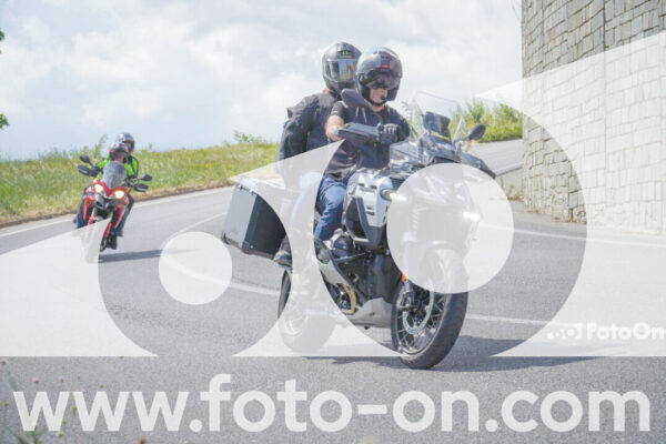 <h1 class="product-title">thumb_FF104675</h1>
