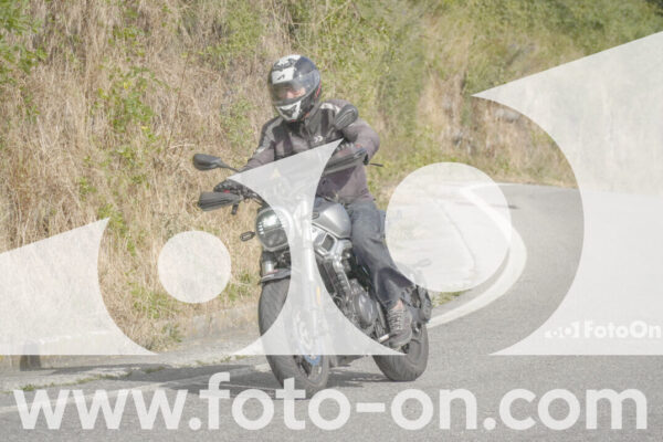<h1 class="product-title">thumb_FF104722</h1>