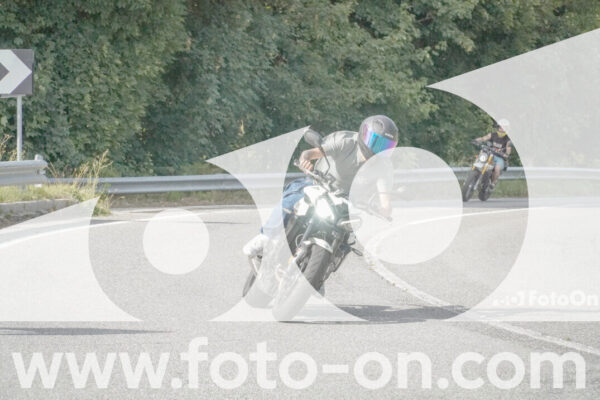 <h1 class="product-title">thumb_FF104743</h1>