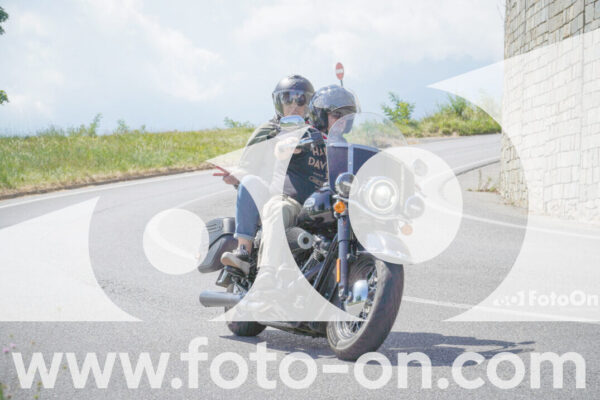 <h1 class="product-title">thumb_FF104773</h1>