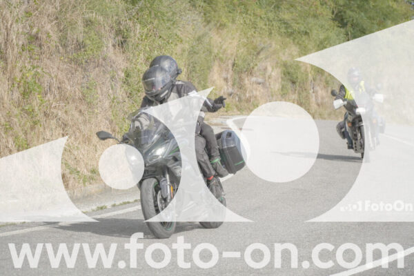 <h1 class="product-title">thumb_FF104798</h1>