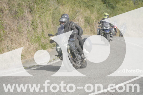 <h1 class="product-title">thumb_FF104866</h1>