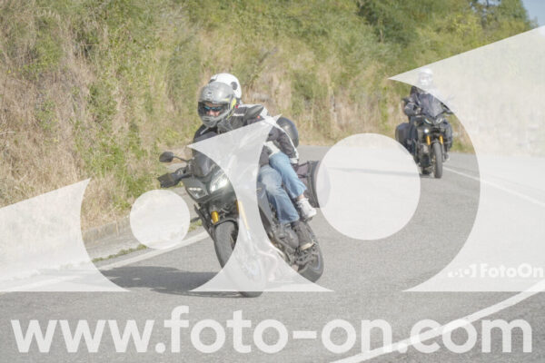 <h1 class="product-title">thumb_FF104875</h1>