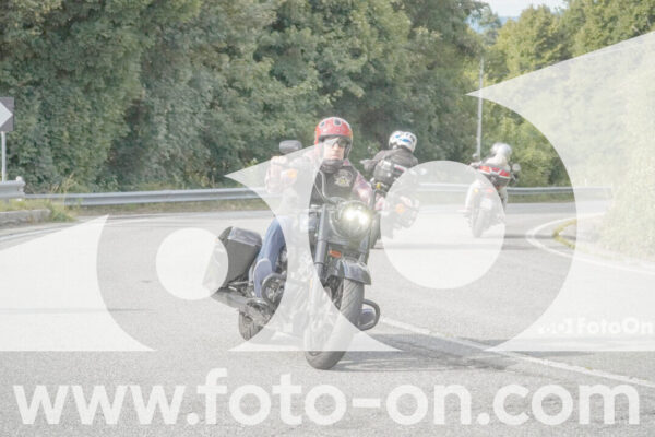 <h1 class="product-title">thumb_FF104911-1</h1>