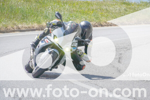 <h1 class="product-title">thumb_FF104911</h1>