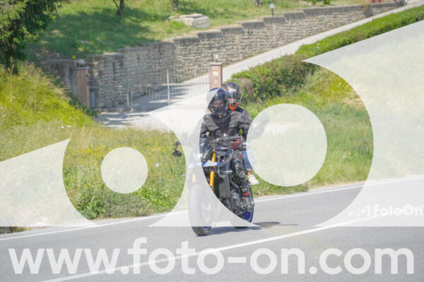 <h1 class="product-title">thumb_FF105129</h1>