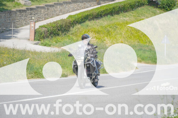 <h1 class="product-title">thumb_FF105145</h1>