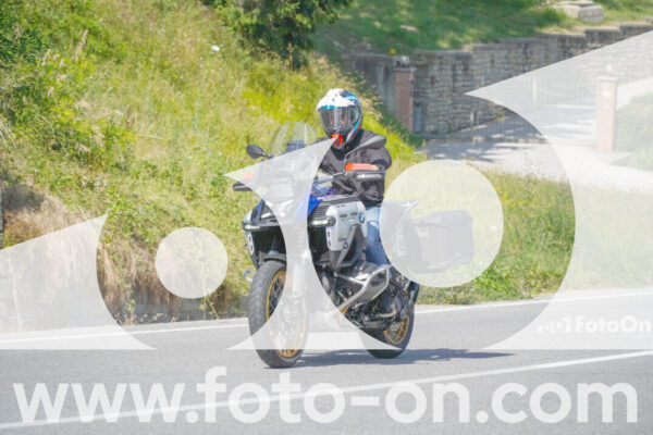 <h1 class="product-title">thumb_FF105322</h1>