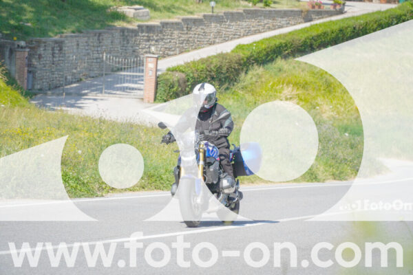 <h1 class="product-title">thumb_FF105387</h1>