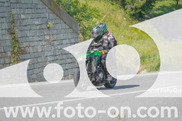 <h1 class="product-title">thumb_FF105513</h1>
