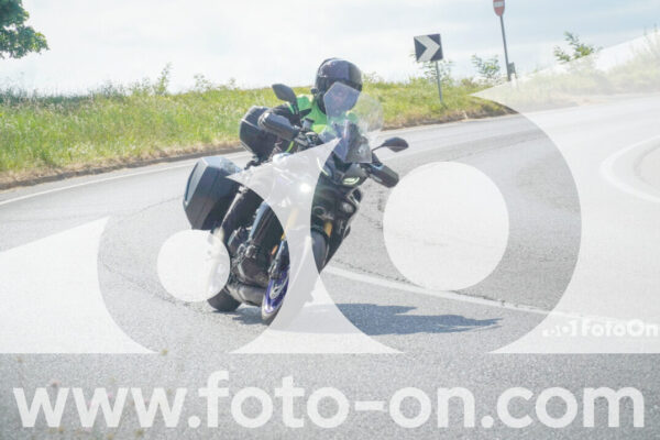 <h1 class="product-title">thumb_FF105655</h1>