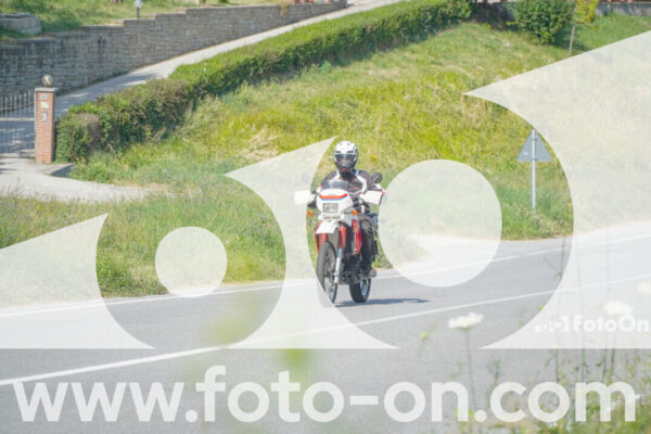 <h1 class="product-title">thumb_FF105692</h1>