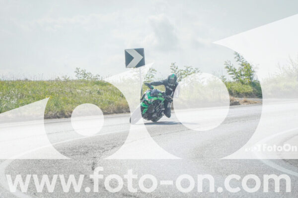 <h1 class="product-title">thumb_FF106050</h1>