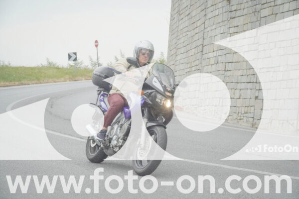 <h1 class="product-title">thumb_FF106759</h1>