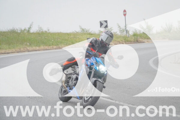 <h1 class="product-title">thumb_FF106798</h1>