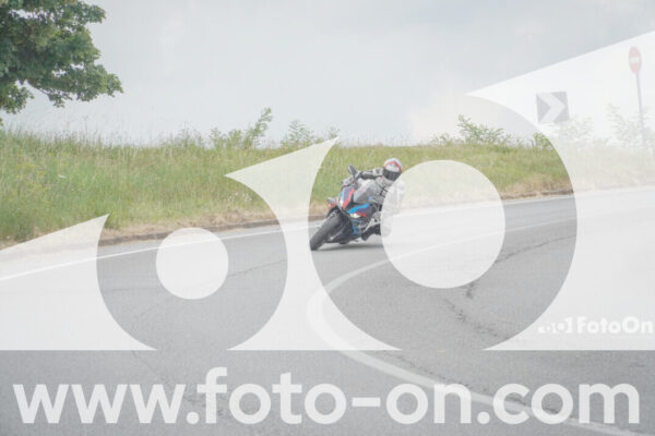 <h1 class="product-title">thumb_FF106827</h1>