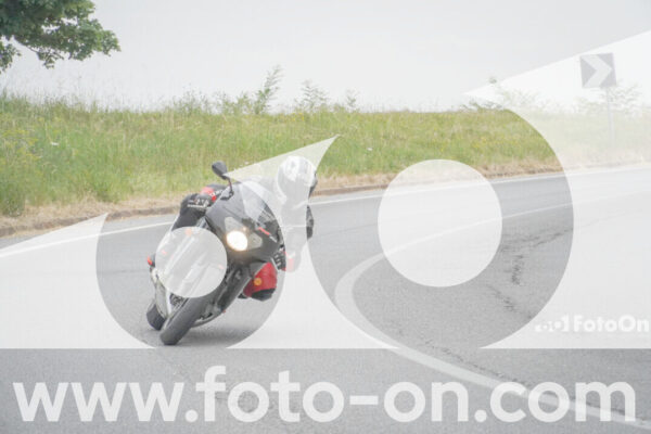 <h1 class="product-title">thumb_FF106876</h1>