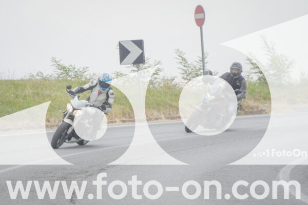 <h1 class="product-title">thumb_FF106900</h1>