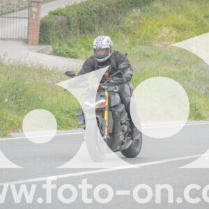 thumb_FF106945