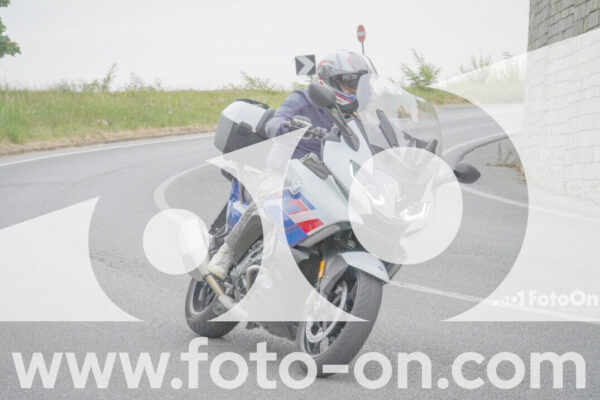 <h1 class="product-title">thumb_FF106970</h1>