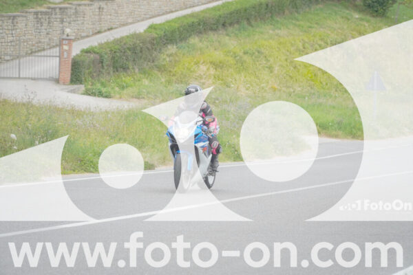 <h1 class="product-title">thumb_FF106986</h1>