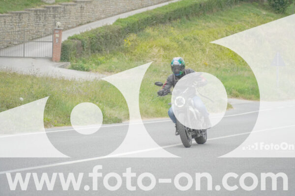 <h1 class="product-title">thumb_FF107002</h1>