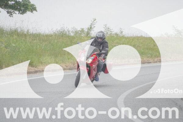 <h1 class="product-title">thumb_FF107072</h1>