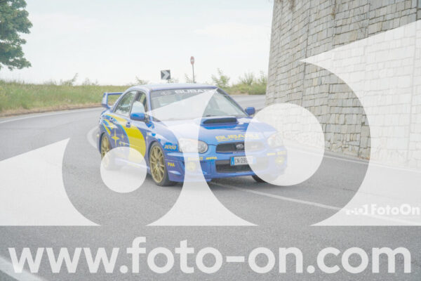 <h1 class="product-title">thumb_FF107073</h1>
