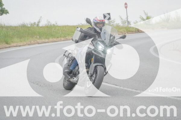 <h1 class="product-title">thumb_FF107096</h1>