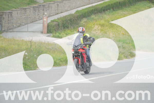 <h1 class="product-title">thumb_FF107154</h1>