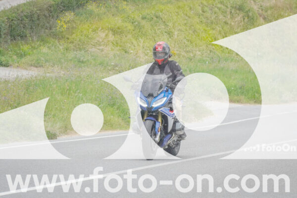 <h1 class="product-title">thumb_FF107162</h1>