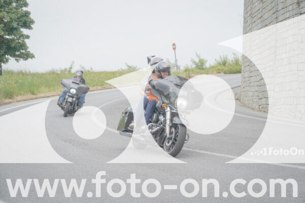 <h1 class="product-title">thumb_FF107177</h1>