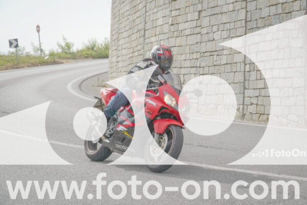 <h1 class="product-title">thumb_FF107182</h1>