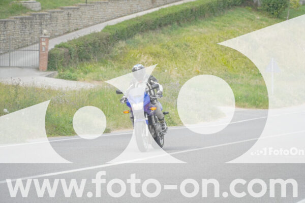 <h1 class="product-title">thumb_FF107204</h1>