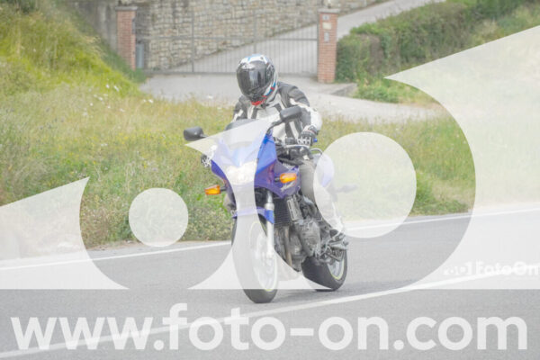 <h1 class="product-title">thumb_FF107207</h1>