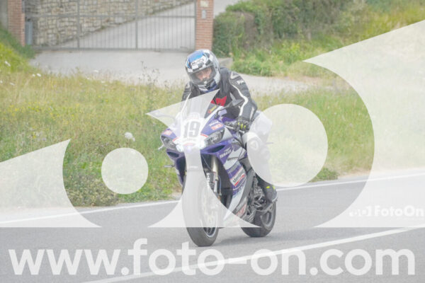 <h1 class="product-title">thumb_FF107234_1</h1>