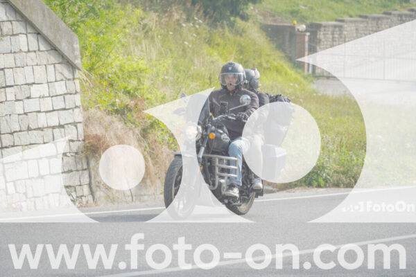 <h1 class="product-title">thumb_FF107285</h1>