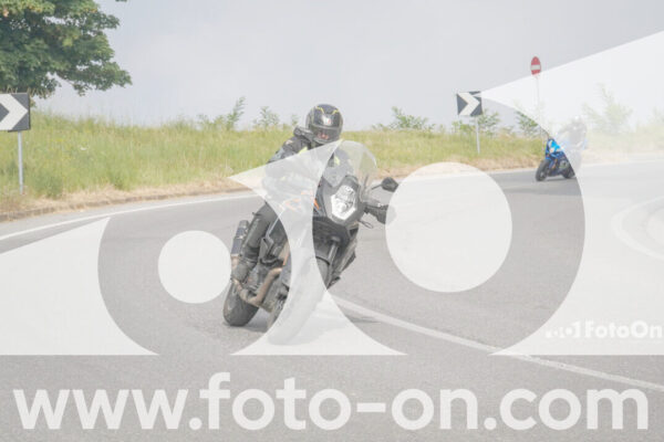 <h1 class="product-title">thumb_FF107290</h1>