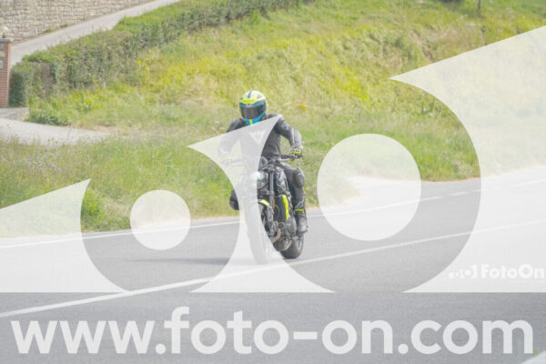 <h1 class="product-title">thumb_FF107635</h1>