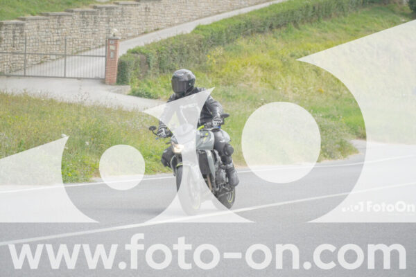 <h1 class="product-title">thumb_FF107663</h1>
