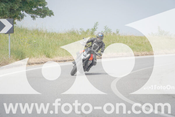 <h1 class="product-title">thumb_FF107737</h1>