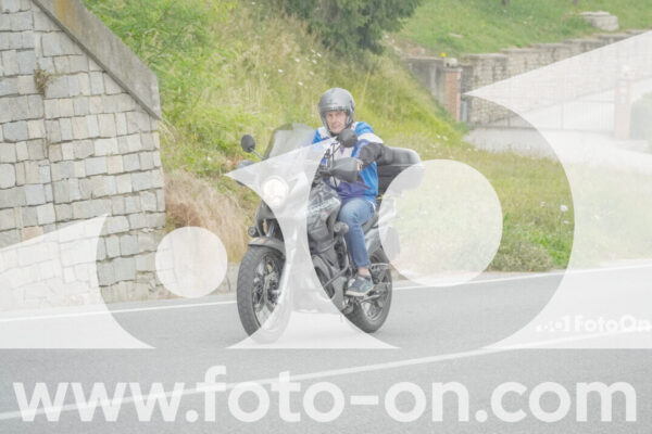 <h1 class="product-title">thumb_FF107798</h1>