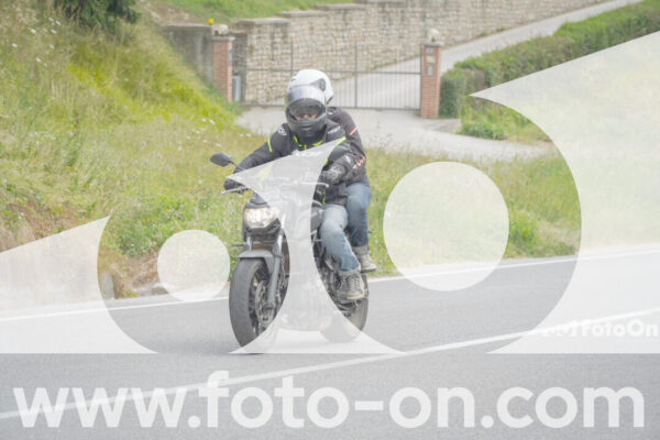 <h1 class="product-title">thumb_FF107809</h1>