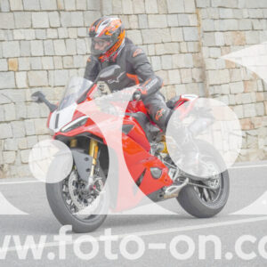 thumb_FF107907