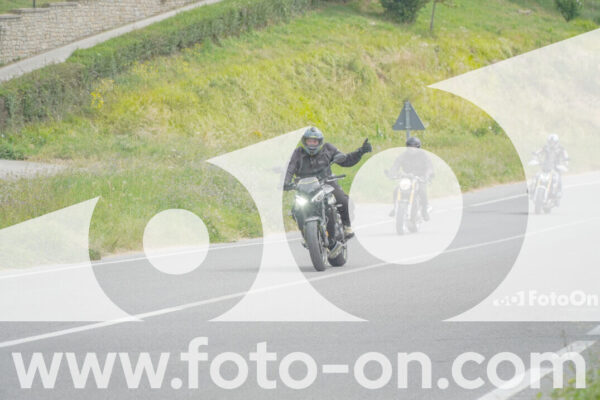 <h1 class="product-title">thumb_FF107915</h1>