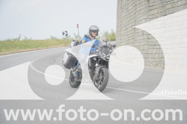 <h1 class="product-title">thumb_FF107936</h1>