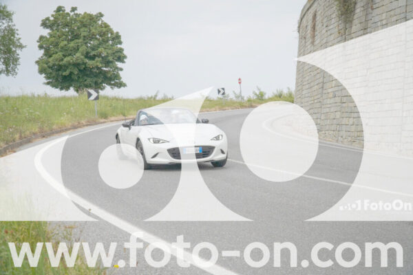<h1 class="product-title">thumb_FF107942</h1>